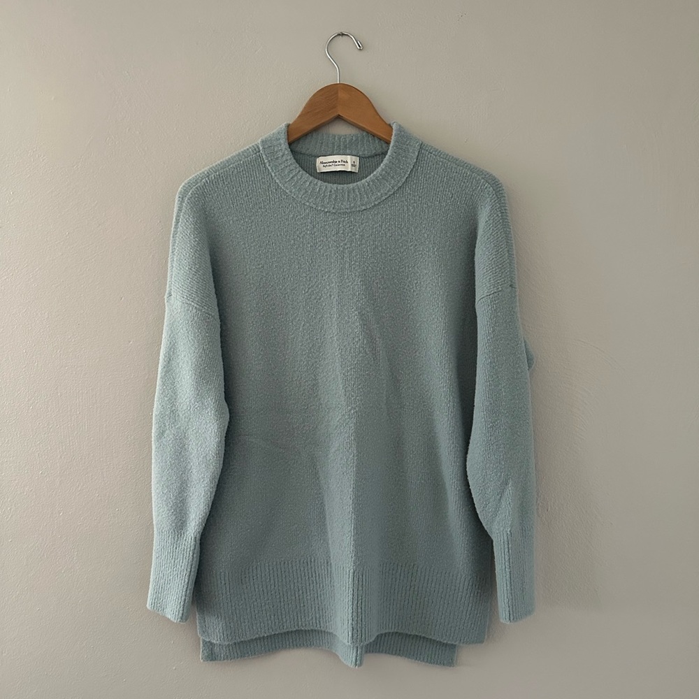 Abercrombie & Fitch mock neck sweater